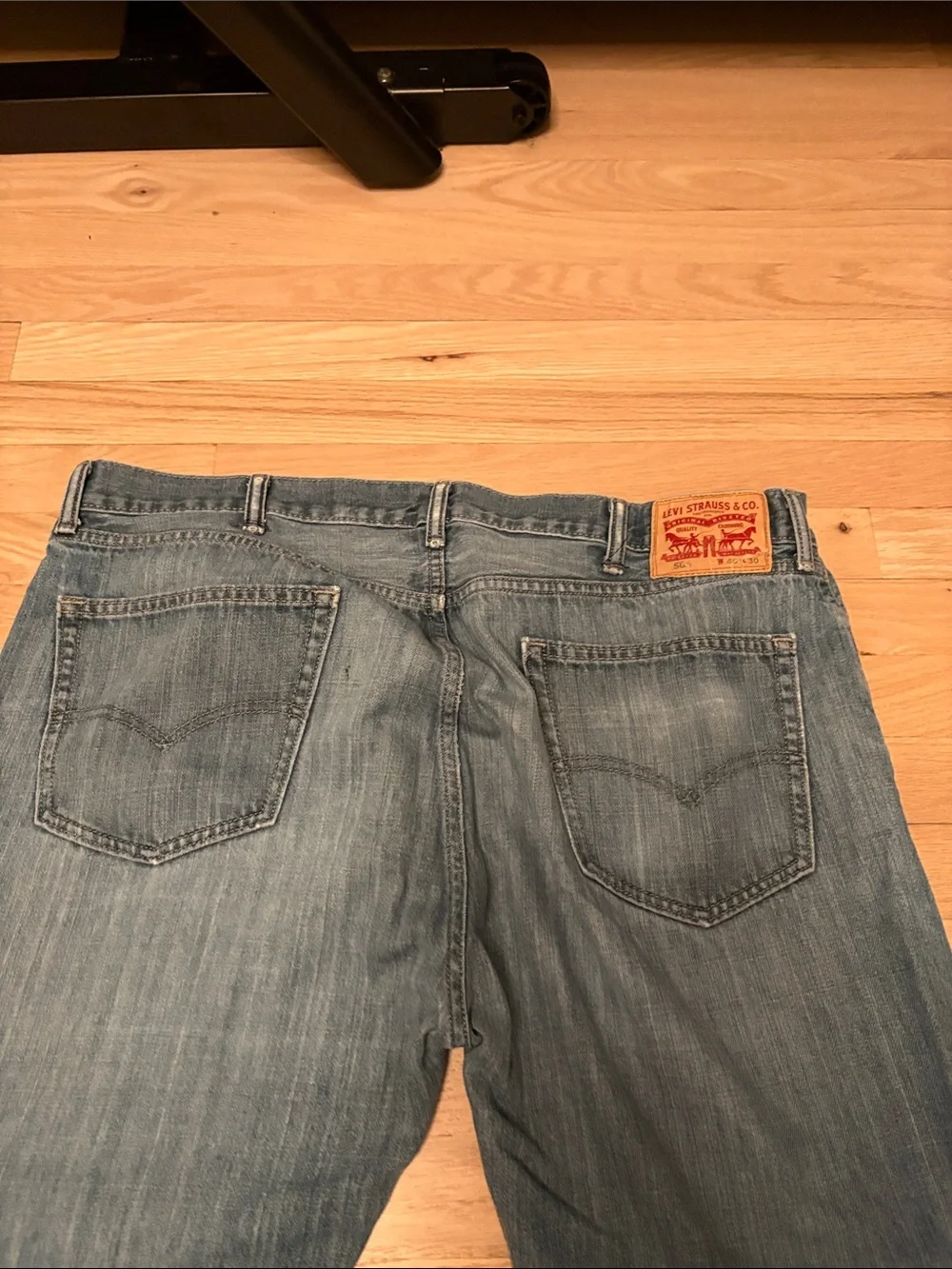 Levi’s Men’s Classic Light Blue Denim Jeans